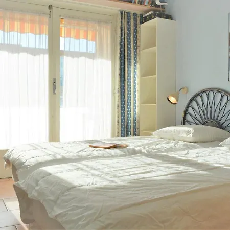 Bormes-les-mimosas, 2 Pieces, 4 Personnes - Fr-1-251-99 Apartment *
